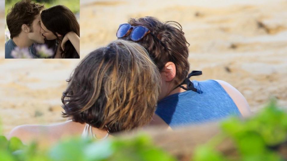 Kristen Stewart s nejlepší kamarádkou na pláži. Líbačka!